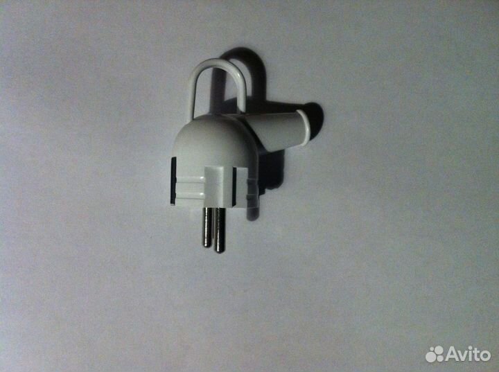 Вилки электрические Makel