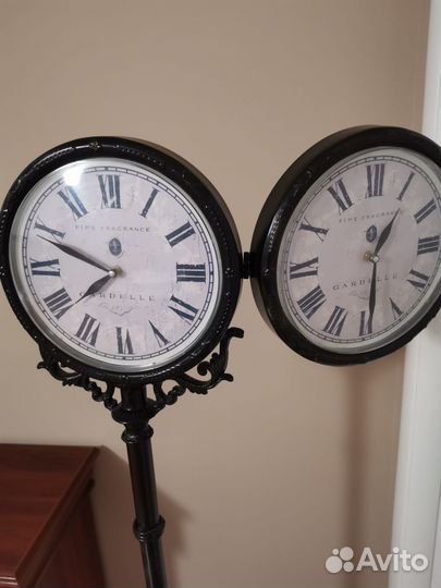 Часы большие вертикальные, напольные