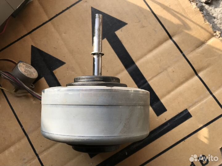 Двигатель внутреннего блока IBH-884-065A