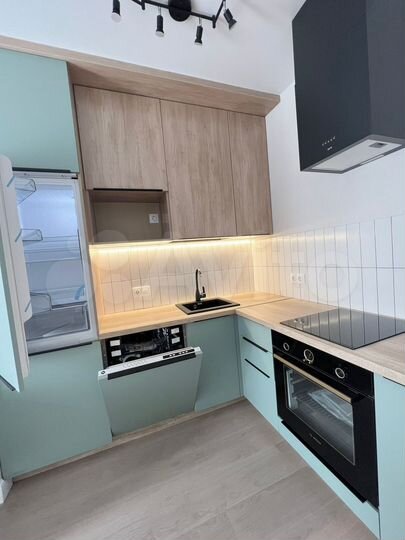 2-к. квартира, 58 м², 6/16 эт.