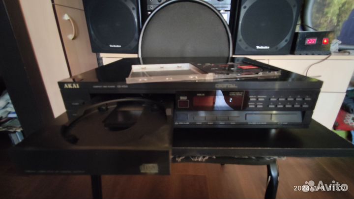 CD Проигрыватель akai CD - A335
