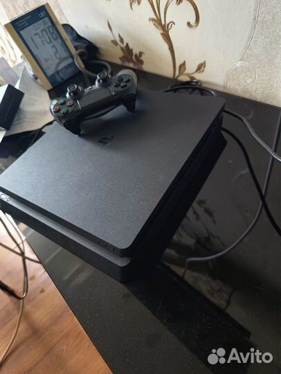 Sony PS4 Slim