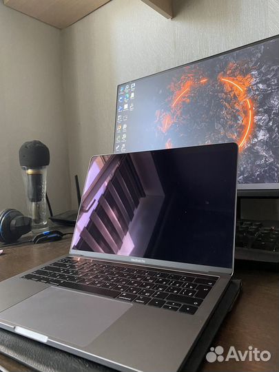Apple MacBook Pro 13 2019