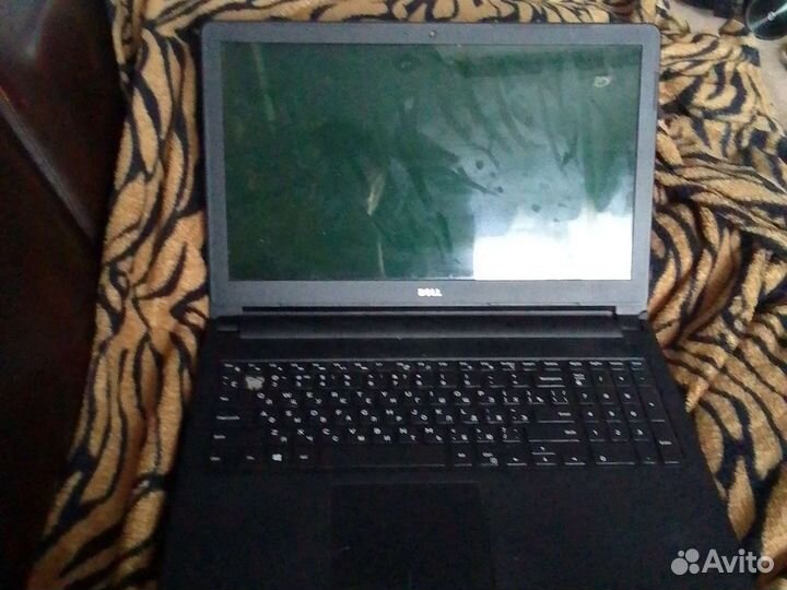 Ноутбук dell inspiron 5555
