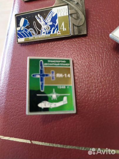 Альбом для значков ссср+зеркальные значки СССР