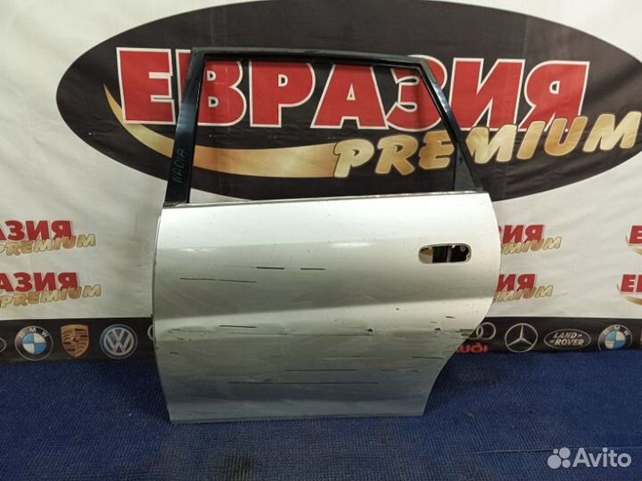 Дверь боковая задняя левая Toyota Nadia SXN10