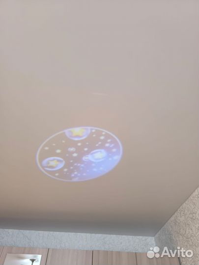 Мобиль на кроватку с музыкой и проектором