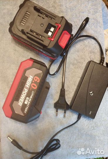 Комплект 2х аккумуляторов 18В 4А/ч, аналог Makita