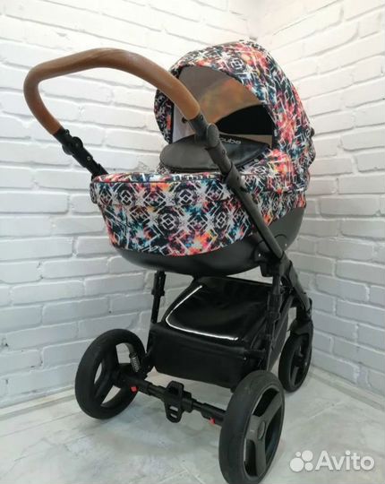 Коляска 2 в 1 Bexa cube