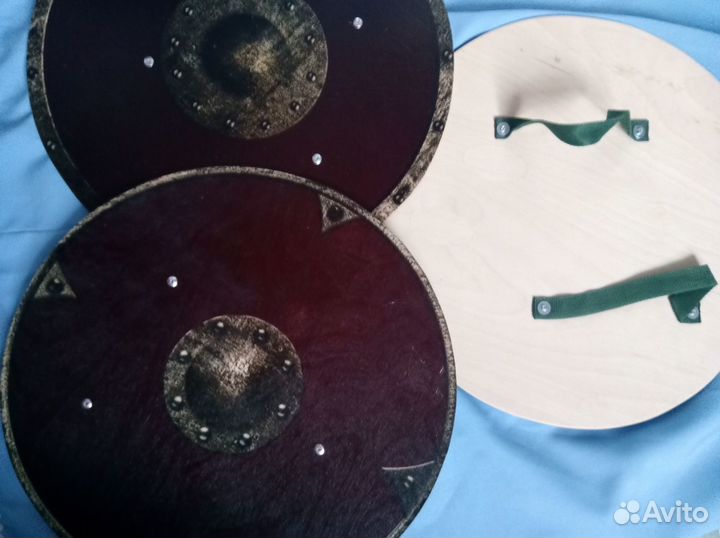 Древнерусский щит с умбоном