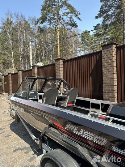 Водометный катер Fuso Jet Fish-565