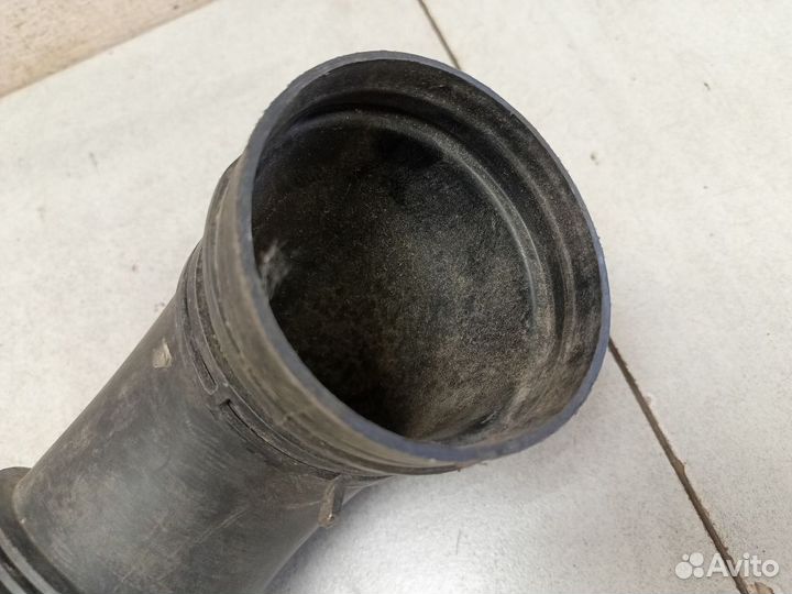 Патрубок воздушного фильтра