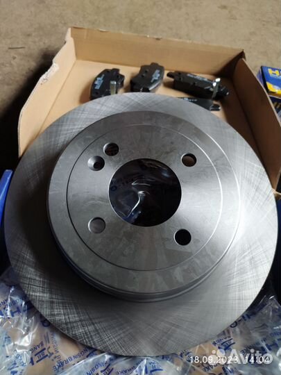 Задние диски и колодки solaris kia rio 3