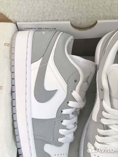 Air Jordan 1 Low Wolf Grey оригинал