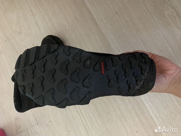 Зимние ботинки adidas