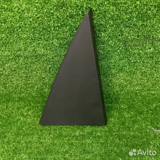 Уголок двери внутренний задний левый SsangYong 2