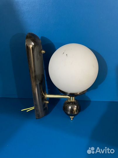 Светильник настенный