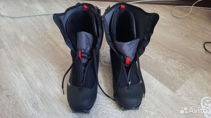 Лыжные ботинки Inovik