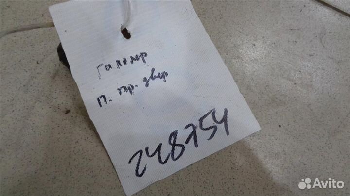 Кнопка стеклоподъемника Hyundai Galloper 1997-2003