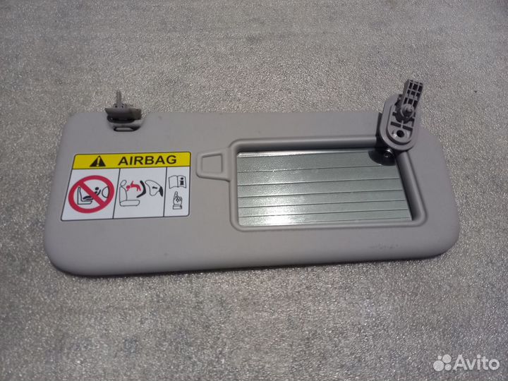 Козырёк солнцезащитный правый Hyundai Creta 1