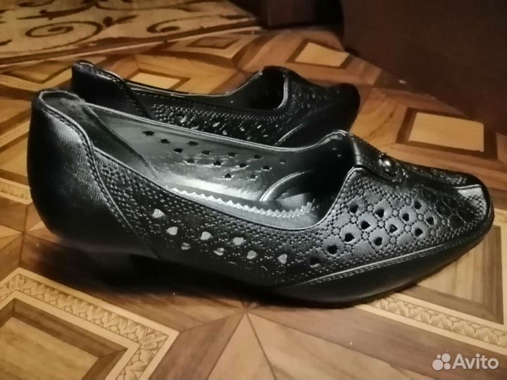 Туфли и босоножки женские 40 размер
