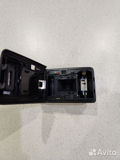 Пленочный фотоаппарат polaroid