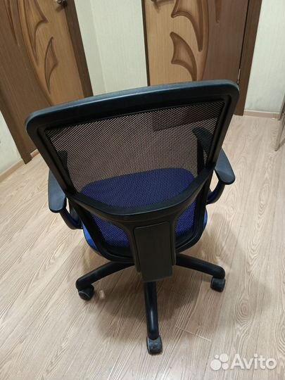 Компьютерное кресло