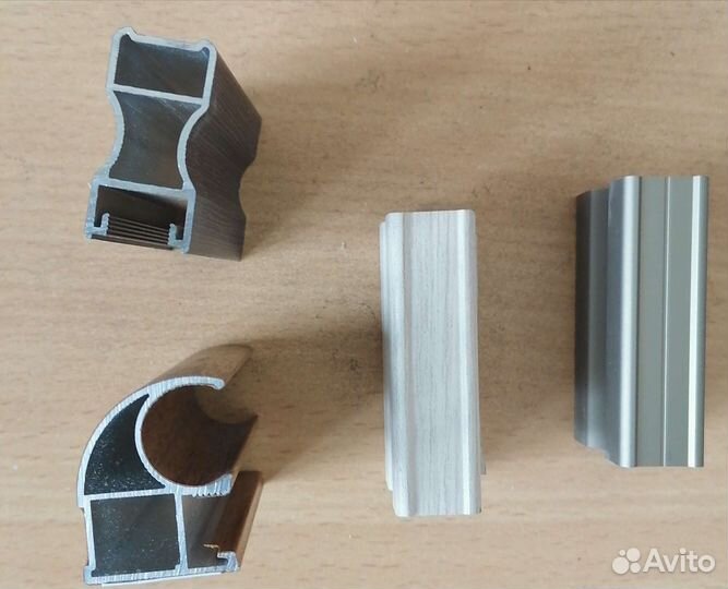 Мебельные комплектующие для шкафов купе