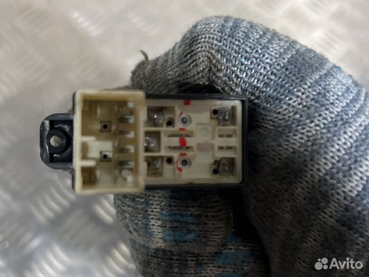 Кнопки стеклоподъемников hyundai elantra xd