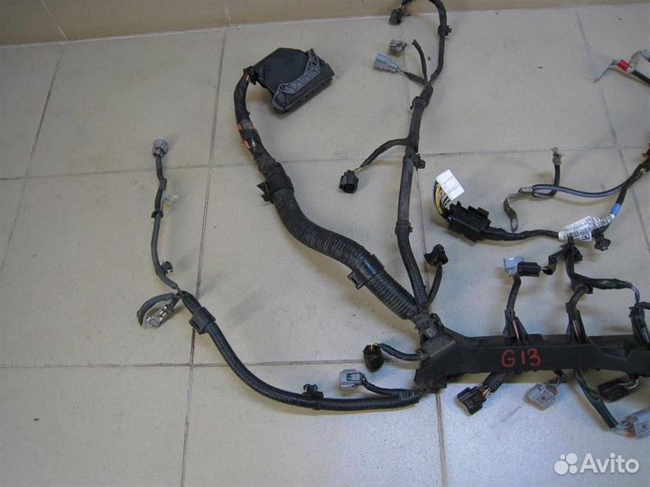 Жгут проводки двигателя Toyota Yaris P13 2015