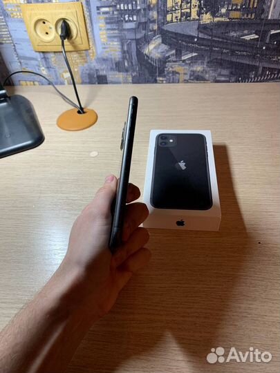 iPhone 11, 128 ГБ