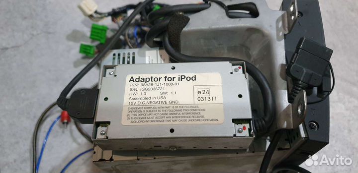 Honda ridgeline 2009год приемник с адаптером iPod