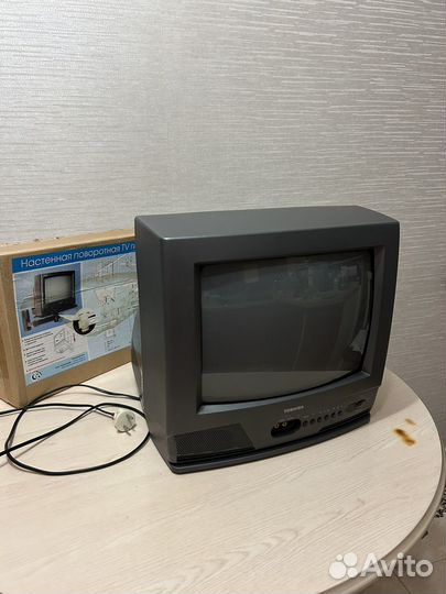 Полка настенная навесная под телевизор