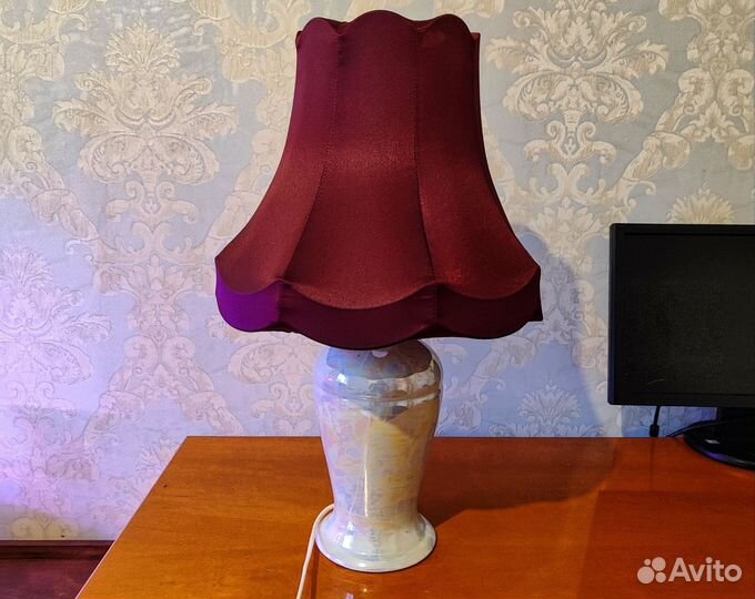 Лампа настольная