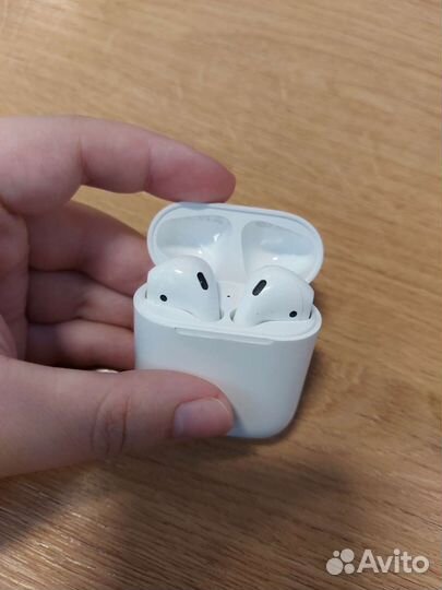 Airpods 2