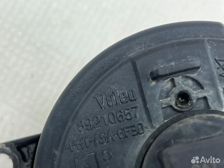 Фара противотуманная передняя левая Toyota Camry