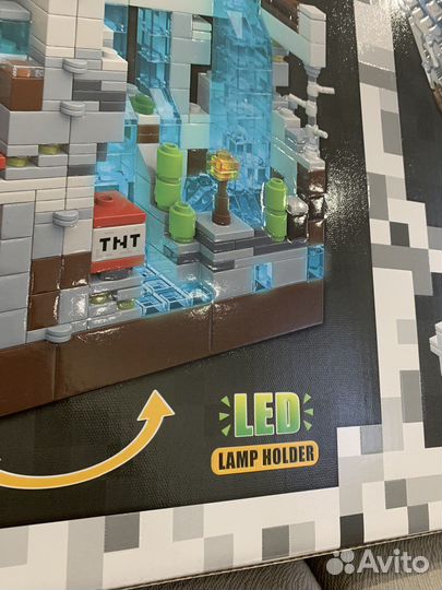 Конструктор minecraft 866 деталей