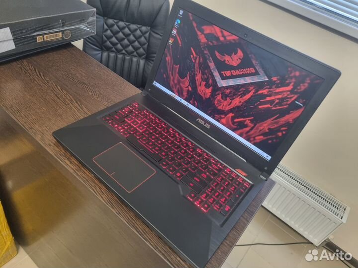 Игровой asus FX503VM (I5 / 8GB / GTX 1060 6GB)