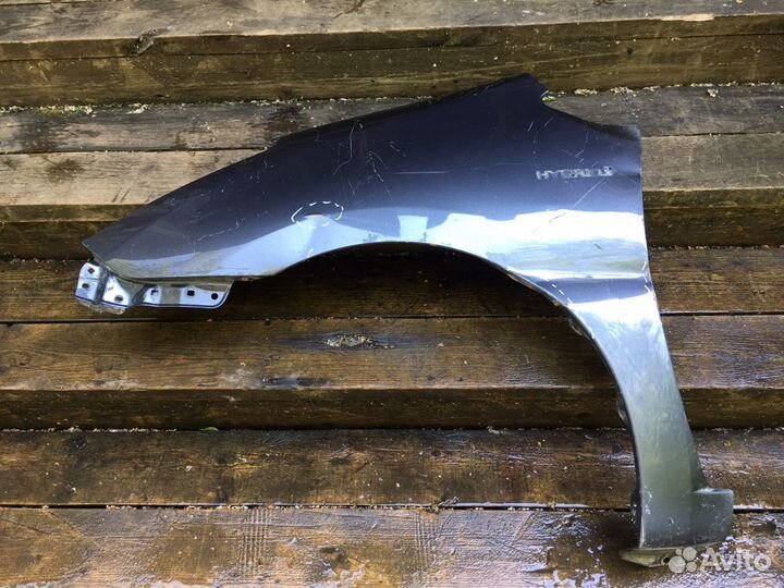 Крыло переднее левое Toyota Prius
