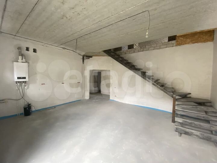 Таунхаус 180 м² на участке 6 сот.