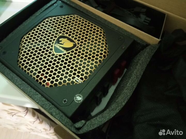 Блок питания Cougar GX 800W gold