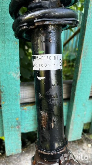 Амортизаторы на Хонда Аккорд 7