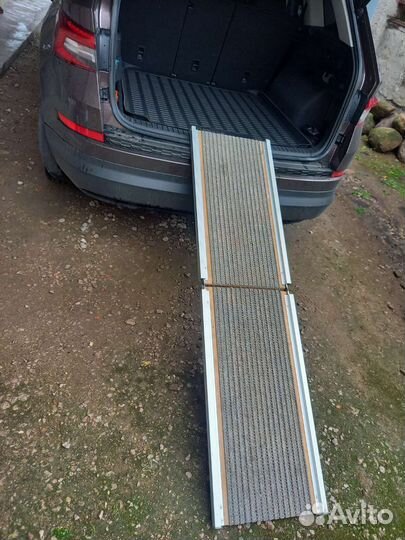 Трап для собак автомобильный