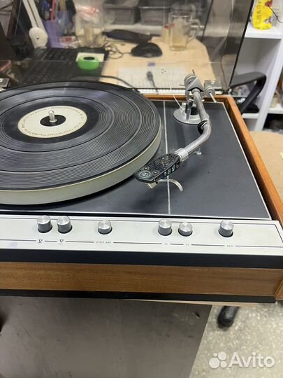 Электропроигрыватель высшего «Электроника Б1-01»