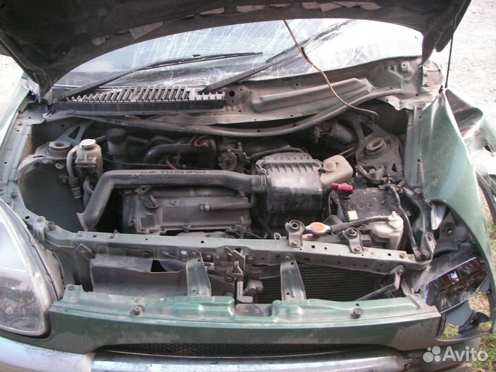 Daihatsu Storia 1.0 AT, 1998, битый, 168 000 км