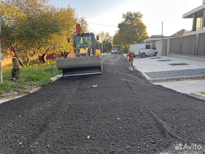 Укладка асфальтовой крошки. Покрытие из фал