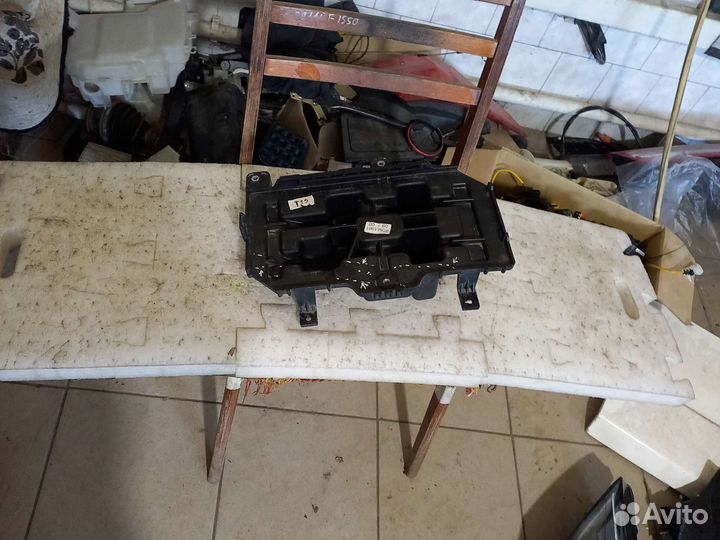 Площадка акб Hyundai Santa -Fe,2015г