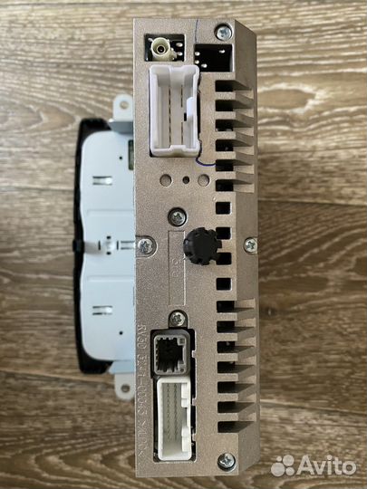 Магнитола лада иксрей,новая