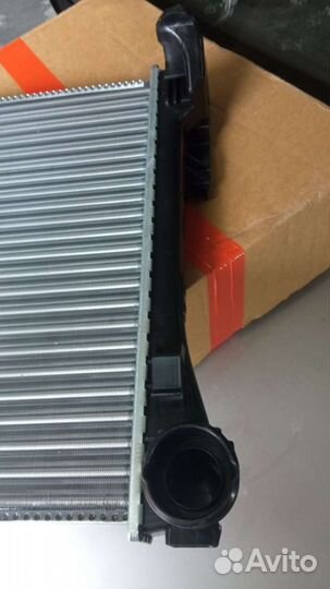 Радиатор основной на мерседес w204 дорестайл