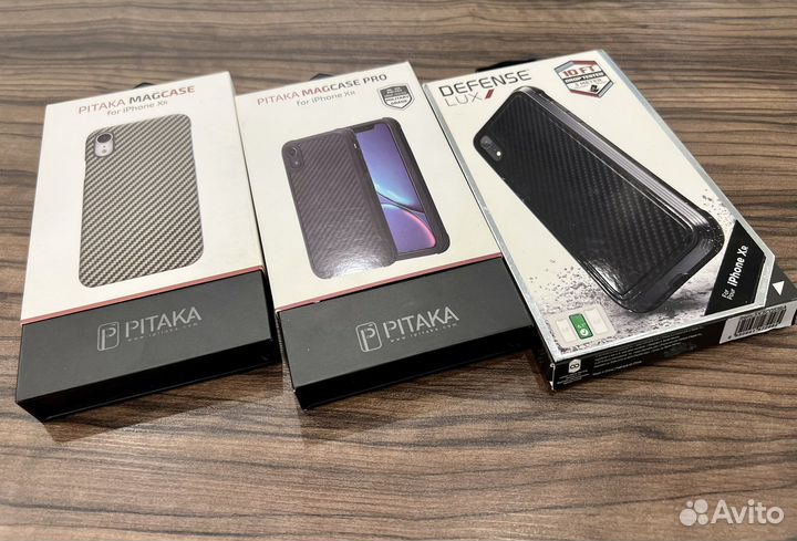 Чехлы iPhone XR pitaka, doria